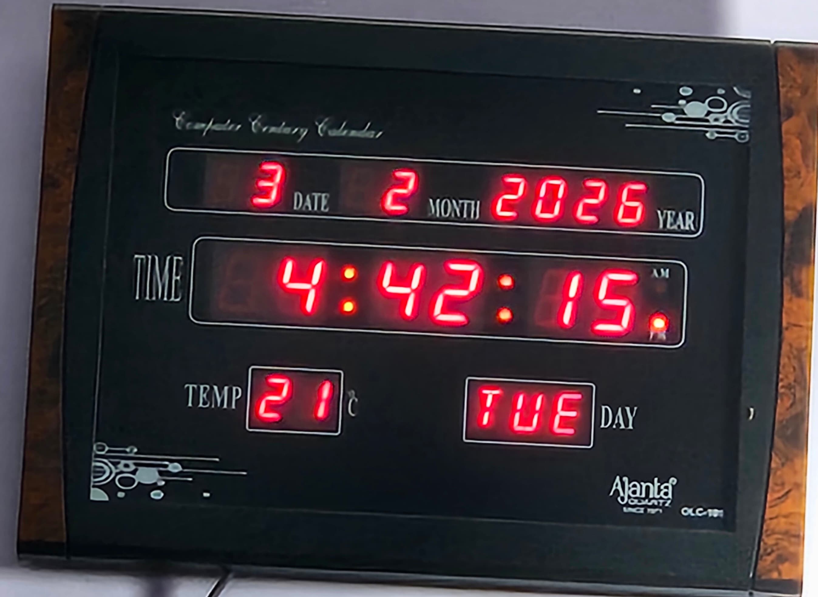 Digital clock for sale in JHANSI, Uttar Pradesh